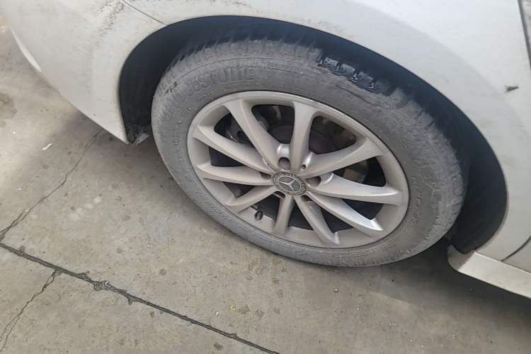 Used Mercedes-Benz A-Class 2019 Restyled A 200 L Sport Sedan Right Rear Wheel Hub