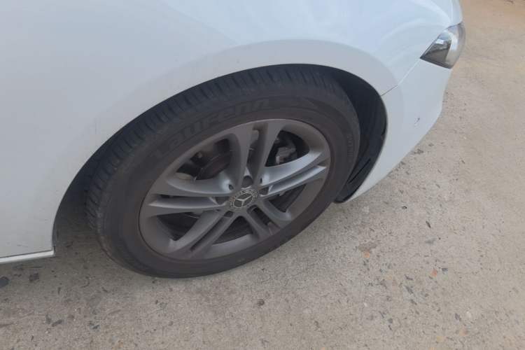 Used Mercedes-Benz A-Class 2019 A 200 Dynamic Edition Right Rear Wheel Hub