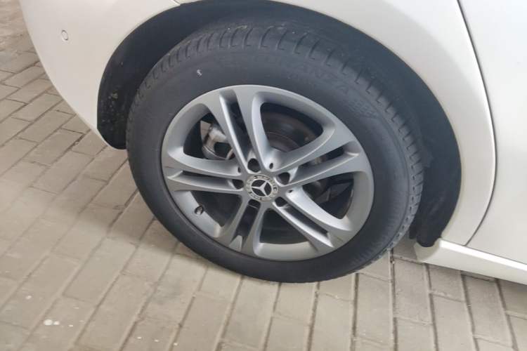 Used Mercedes-Benz A-Class 2019 A 200 Dynamic Edition Right Rear Wheel Hub