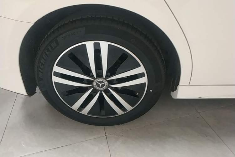 Used Mercedes-Benz A-Class 2019 A 180 L Sport Sedan Right Rear Wheel Hub