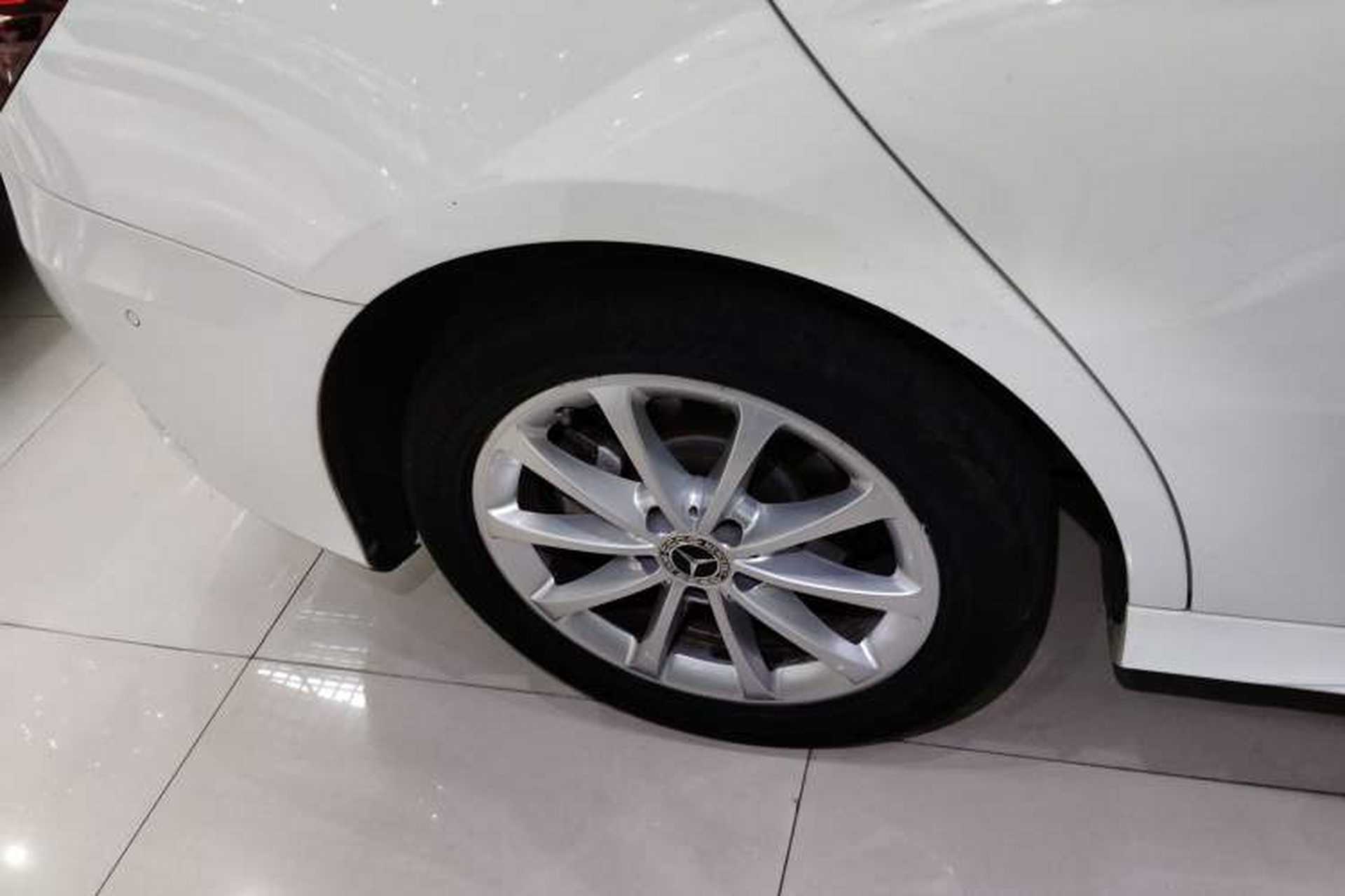 Used Mercedes-Benz A-Class 2019 Restyled A 200 L Sport Sedan Right Rear Wheel Hub