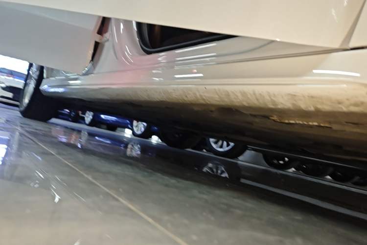 Used Mercedes-Benz A-Class 2019 Restyled A 200 L Sport Sedan Right Side Sill
