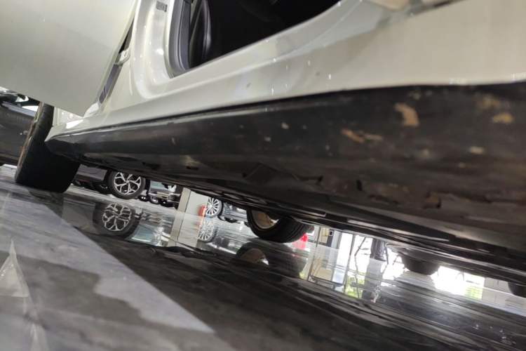 Used Mercedes-Benz A-Class 2019 A 200 L Sport Sedan First Edition Special Edition Right Side Sill