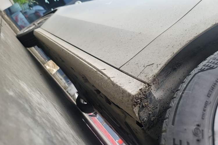 Used Mercedes-Benz A-Class 2019 Restyled A 200 L Sport Sedan Right Side Sill