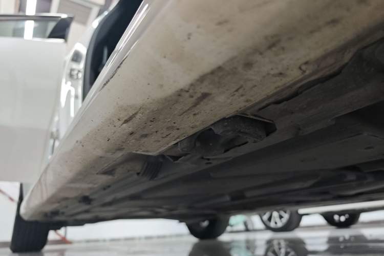 Used Mercedes-Benz A-Class 2019 A 200 L Sport Sedan Right Side Sill