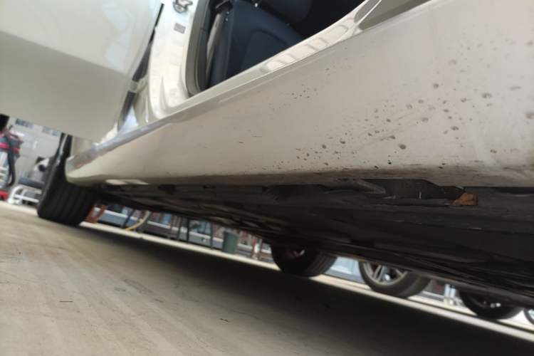 Used Mercedes-Benz A-Class 2019 A 200 Dynamic Edition Right Side Sill