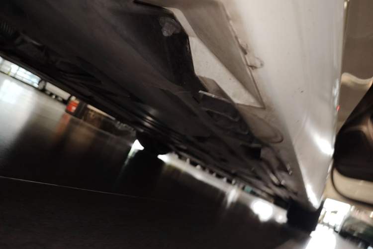 Used Mercedes-Benz A-Class 2019 A 180 L Sport Sedan Right Side Sill