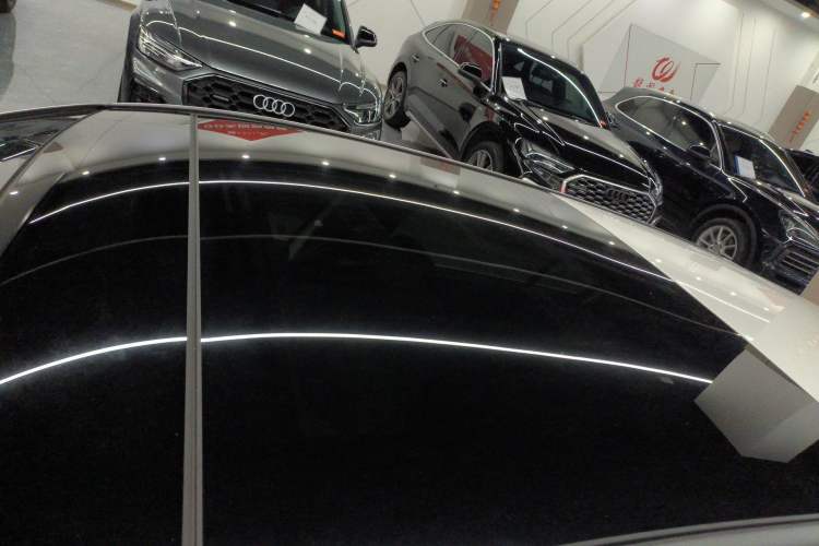 Used Mercedes-Benz A-Class 2019 A 200 Dynamic Edition Roof