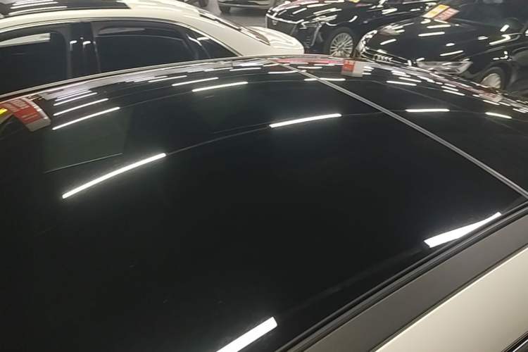 Used Mercedes-Benz A-Class 2019 A 180 L Sport Sedan Roof