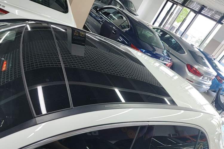 Used Mercedes-Benz A-Class 2019 A 200 Fashion Model Roof