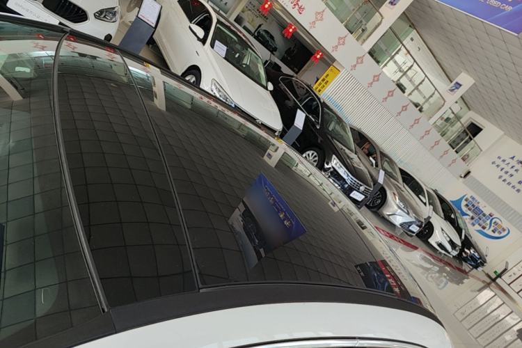 Used Mercedes-Benz A-Class 2019 A 180 L Sport Sedan Roof