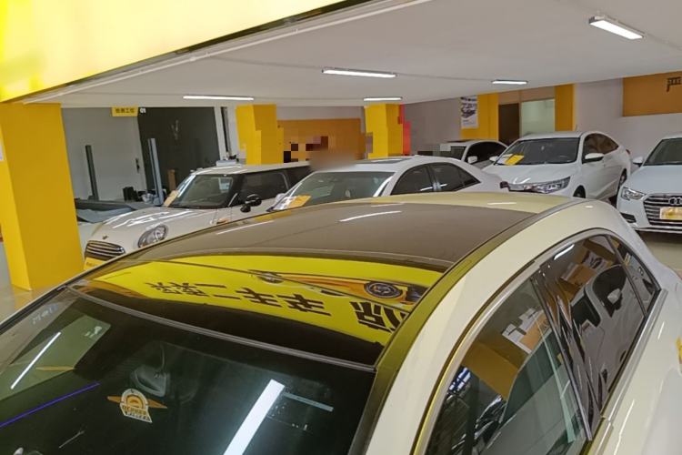 Used Mercedes-Benz A-Class 2019 A 200 Dynamic Edition Roof