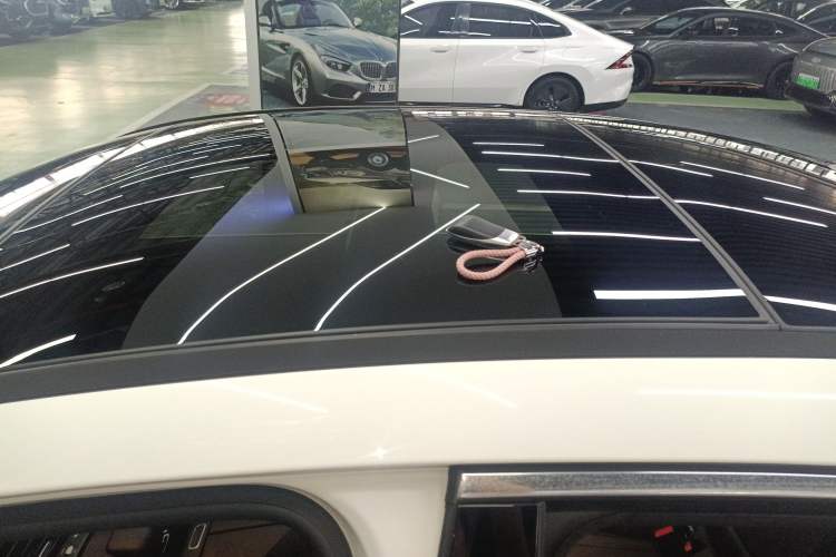 Used Mercedes-Benz A-Class 2019 A 180 L Sport Sedan Roof
