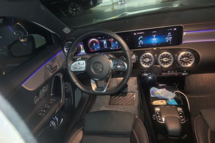 Used Mercedes-Benz A-Class 2019 A 200 L Sport Sedan First Edition Special Edition Steering Wheel
