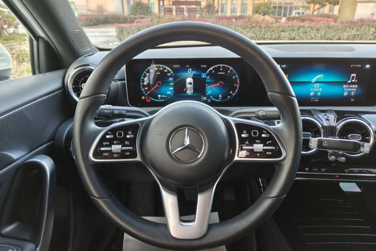 Used Mercedes-Benz A-Class 2019 A 200 Dynamic Edition Steering Wheel