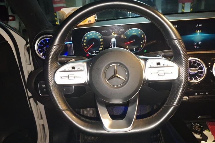 Used Mercedes-Benz A-Class 2019 A 200 L Sport Sedan Steering Wheel