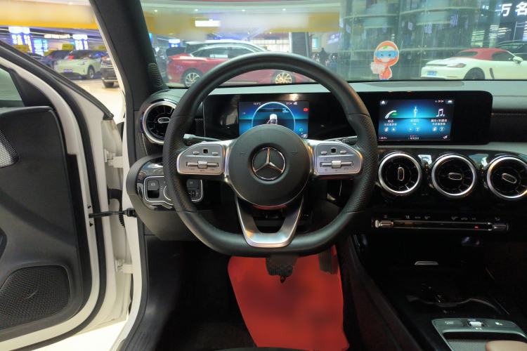 Used Mercedes-Benz A-Class 2019 A 180 L Sport Sedan Steering Wheel