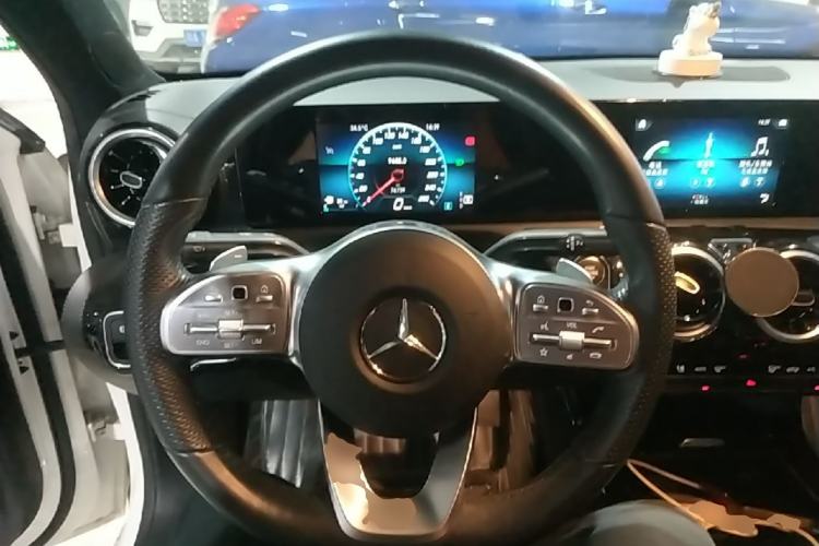 Used Mercedes-Benz A-Class 2019 A 180 L Sport Sedan Steering Wheel