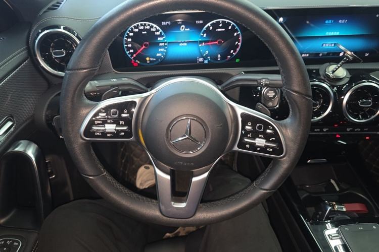 Used Mercedes-Benz A-Class 2019 A 200 L Steering Wheel