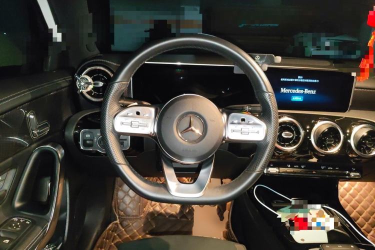 Used Mercedes-Benz A-Class 2019 A 200 L Sport Sedan Steering Wheel