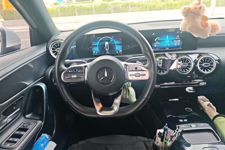 Used Mercedes-Benz A-Class 2019 Restyled A 180 L Sport Sedan Steering Wheel