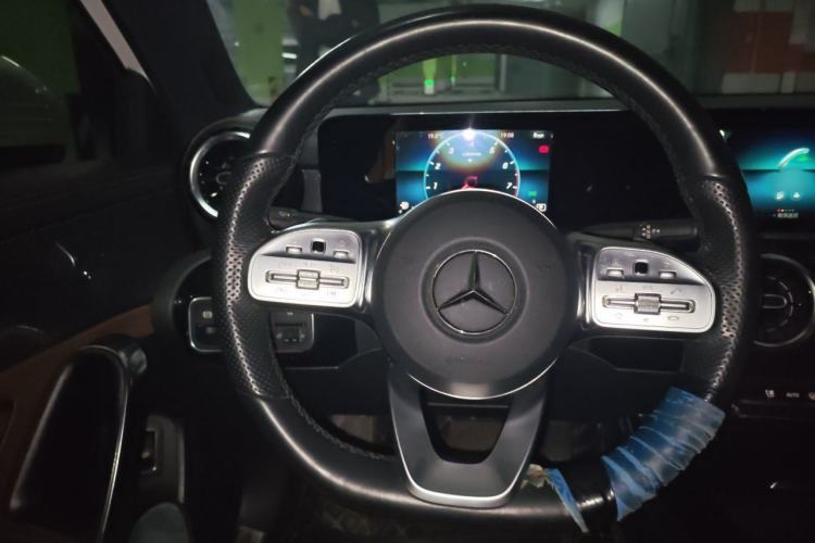 Used Mercedes-Benz A-Class 2019 A 180 L Sport Sedan Steering Wheel