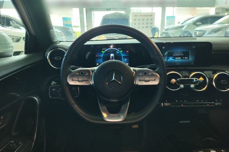 Used Mercedes-Benz A-Class 2019 A 180 L Sport Sedan Steering Wheel