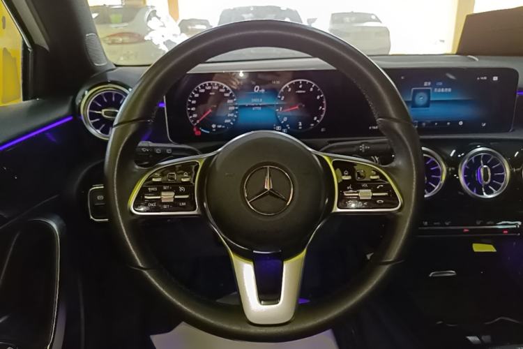 Used Mercedes-Benz A-Class 2019 A 200 Dynamic Edition Steering Wheel