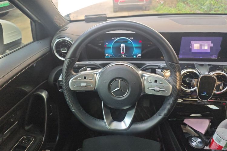 Used Mercedes-Benz A-Class 2019 A 180 L Sport Sedan Steering Wheel