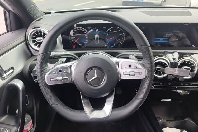 Used Mercedes-Benz A-Class 2019 A 200 L Sport Sedan First Edition Special Edition Steering Wheel