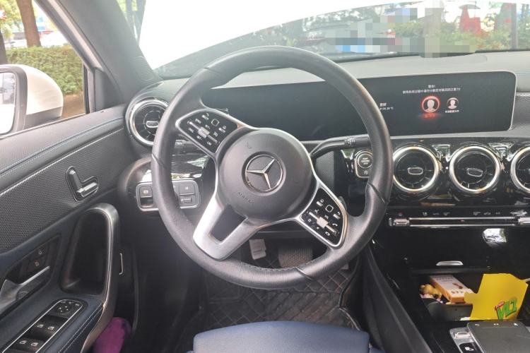 Used Mercedes-Benz A-Class 2019 A 200 L Steering Wheel