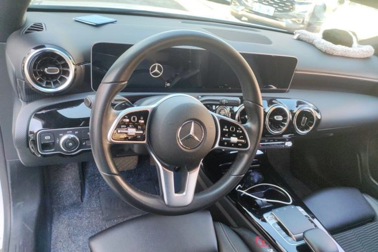 Used Mercedes-Benz A-Class 2019 A 200 Dynamic Edition Steering Wheel