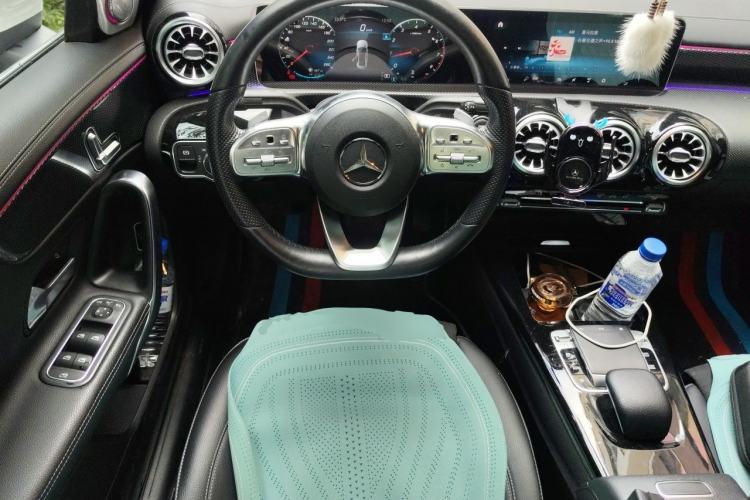Used Mercedes-Benz A-Class 2019 A 200 L Steering Wheel