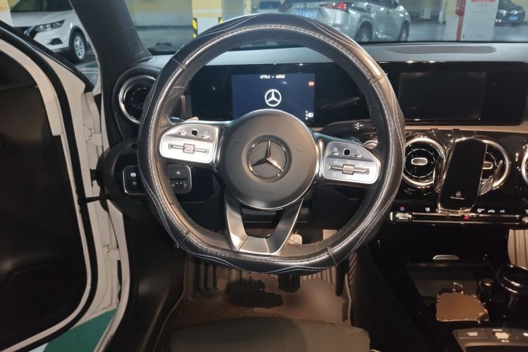 Used Mercedes-Benz A-Class 2019 A 180 L Sport Sedan Steering Wheel