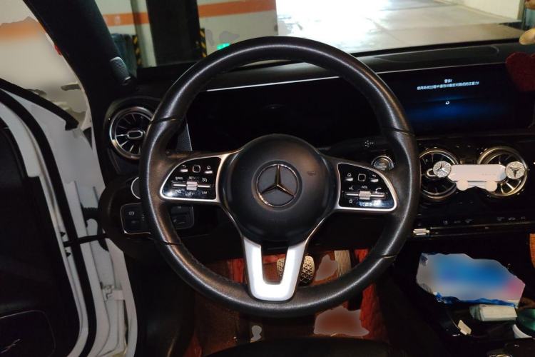 Used Mercedes-Benz A-Class 2019 A 200 L Steering Wheel