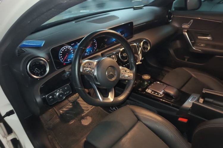 Used Mercedes-Benz A-Class 2019 A 200 L Sport Sedan Steering Wheel