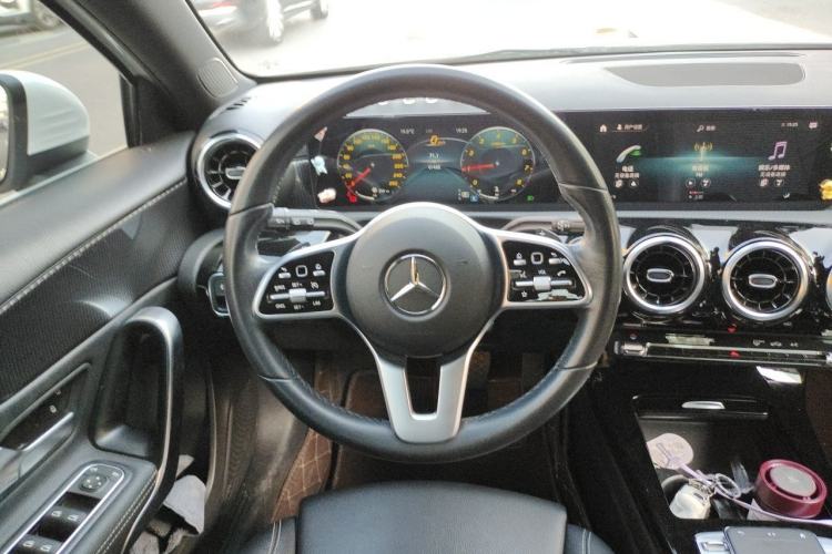 Used Mercedes-Benz A-Class 2019 A 200 Dynamic Edition Steering Wheel