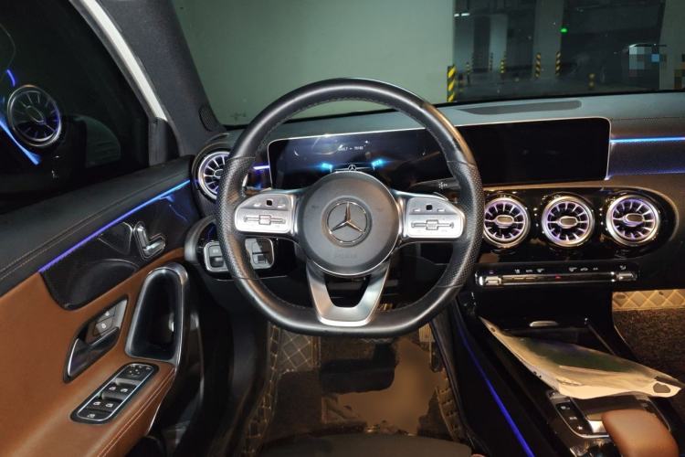 Used Mercedes-Benz A-Class 2019 A 200 L Sport Sedan Steering Wheel