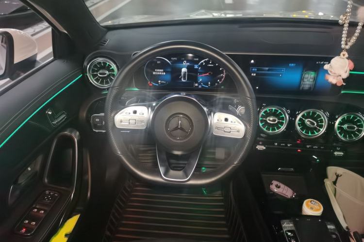 Used Mercedes-Benz A-Class 2019 A 200 L Sport Sedan Steering Wheel