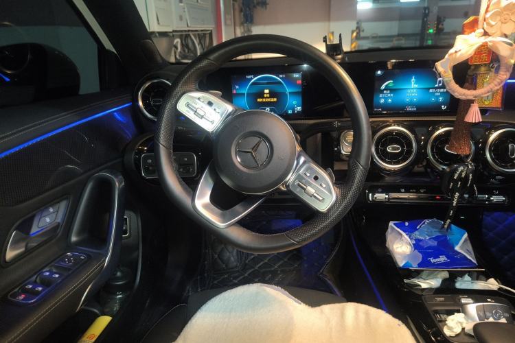 Used Mercedes-Benz A-Class 2019 A 180 L Steering Wheel