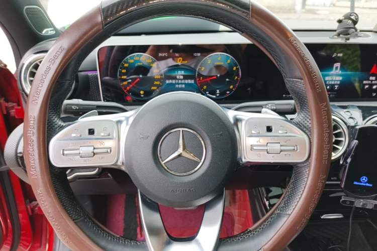Used Mercedes-Benz A-Class 2019 A 200 L Sport Sedan Steering Wheel