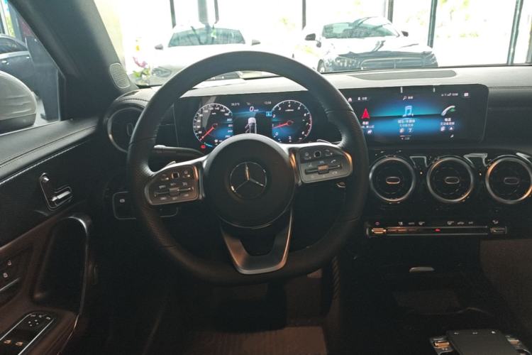 Used Mercedes-Benz A-Class 2019 A 200 L Sport Sedan Steering Wheel