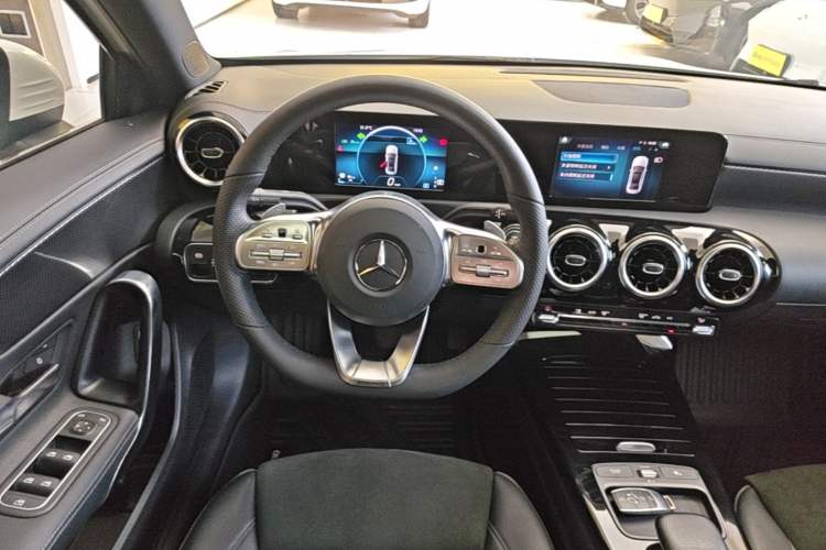 Used Mercedes-Benz A-Class 2019 A 180 L Sport Sedan Steering Wheel