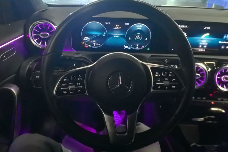 Used Mercedes-Benz A-Class 2019 A 200 Dynamic Edition Steering Wheel