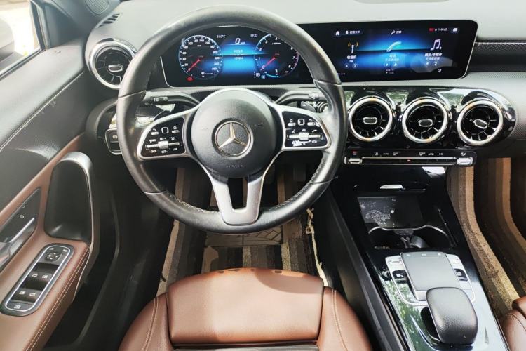 Used Mercedes-Benz A-Class 2019 A 200 Dynamic Edition Steering Wheel