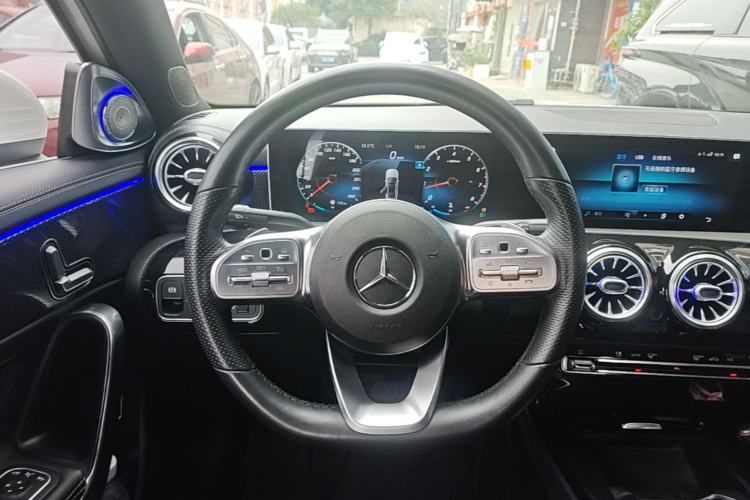 Used Mercedes-Benz A-Class 2019 A 200 L Sport Sedan Steering Wheel