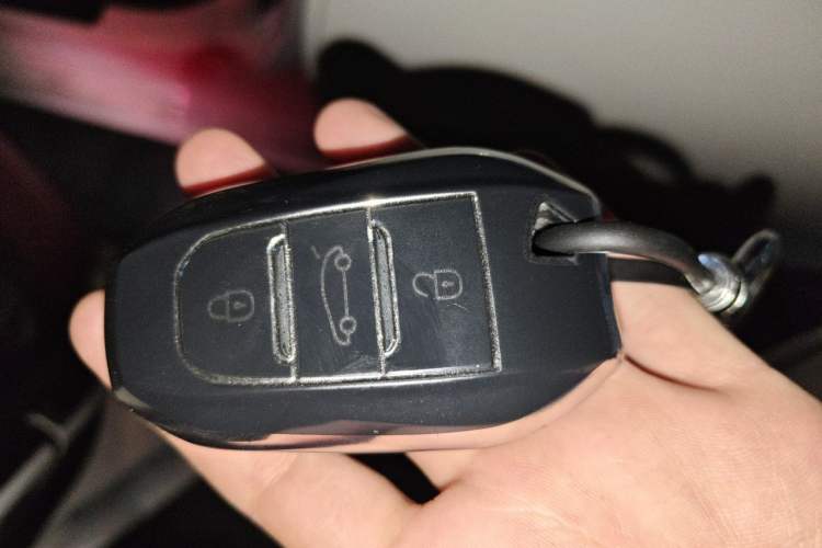 Used Mercedes-Benz A-Class 2019 Restyled A 200 L Sport Sedan Vehicle Key