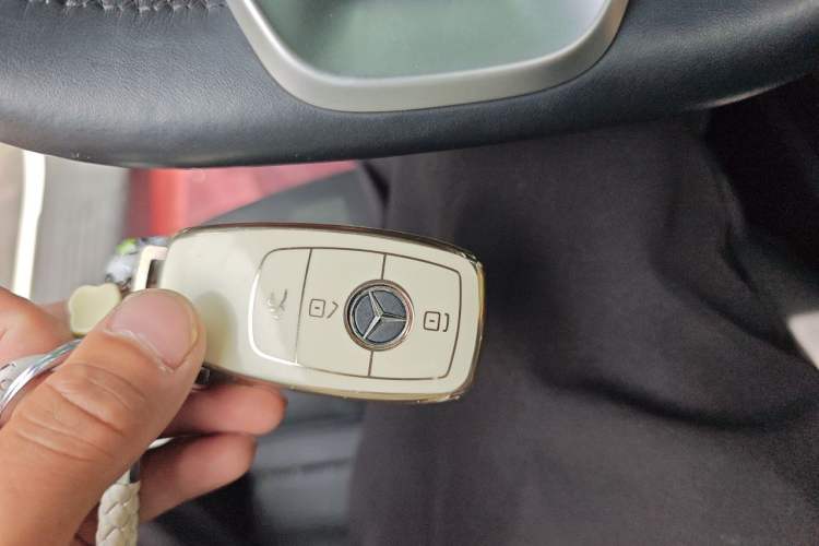 Used Mercedes-Benz A-Class 2019 A 220 L 4MATIC Sport Sedan Vehicle Key