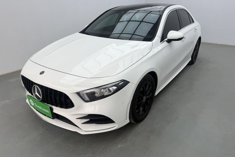 Used Mercedes-Benz A-Class 2019 Restyled A 200 L Sport Sedan Guazi used car, China used car export, Used car for sale, Used Mercedes-Benz cars, Cheapest cars for sale