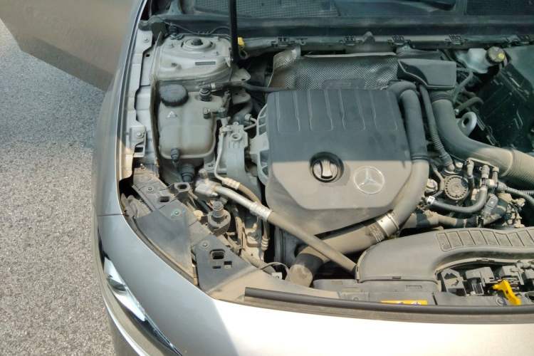 Used Mercedes-Benz A-Class 2019 A 200 L Sport Sedan Engine Bay Right